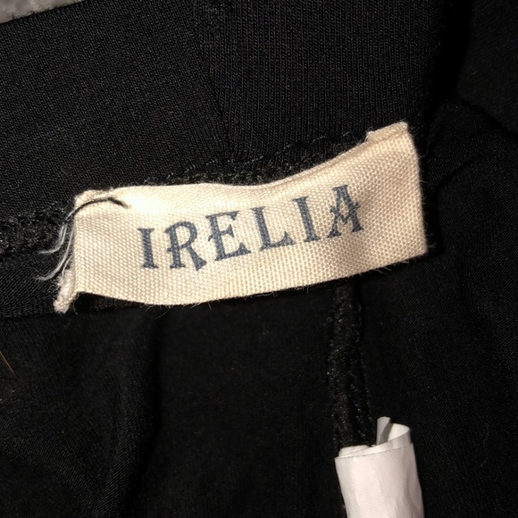 black capris - Picture 2 of 2